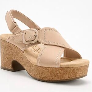 Clarks Wedge Beige Platform Sandals 7.5